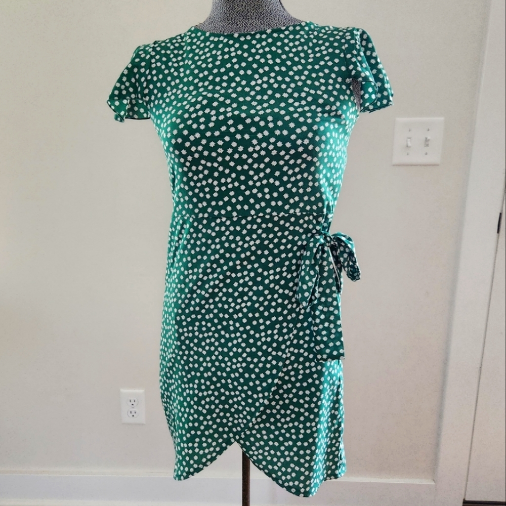 SHEIN FLORAL PRINT DRESS SZ SMALL